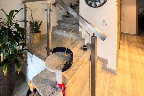 4 bedrooms Townhouse in DAMAC Hills (Akoya by DAMAC), UAE No. 148976 12