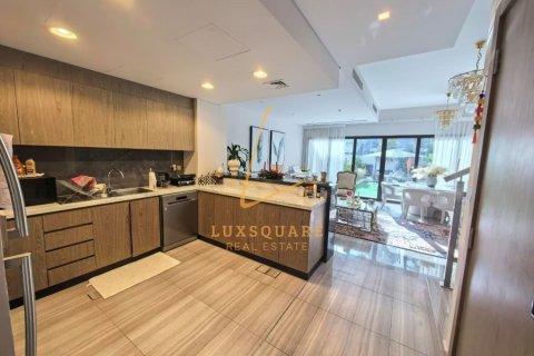 4 bedrooms Townhouse in DAMAC Hills (Akoya by DAMAC), UAE No. 148976 4