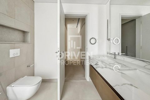 3 bedrooms Townhouse in Nad Al Sheba 1, UAE No. 200584 17
