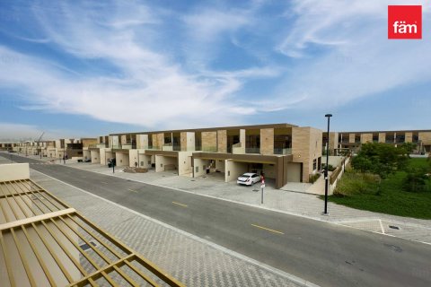 Villa de 4 dormitorios  No. 134039