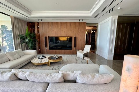 8 bedrooms Villa in Ras Al Khaimah, UAE No. 183824 22