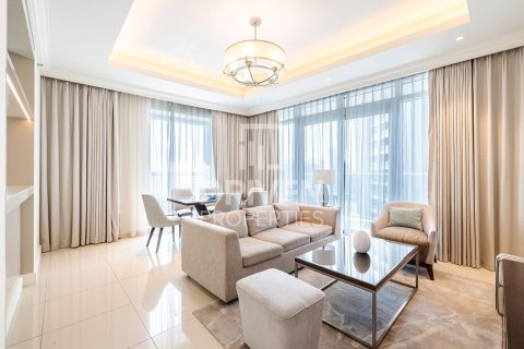 Квартира с 2 спальнями в The Address Residence Fountain Views, ОАЭ №192009 12