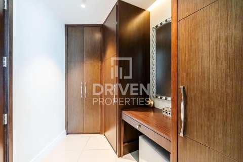 Квартира с 2 спальнями в The Address Residence Fountain Views, ОАЭ №192009 8
