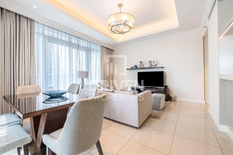 Квартира с 2 спальнями в The Address Residence Fountain Views, ОАЭ №192009