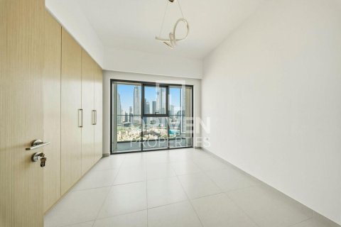2 bedrooms Apartment in Burj Royale, UAE No. 192014 9