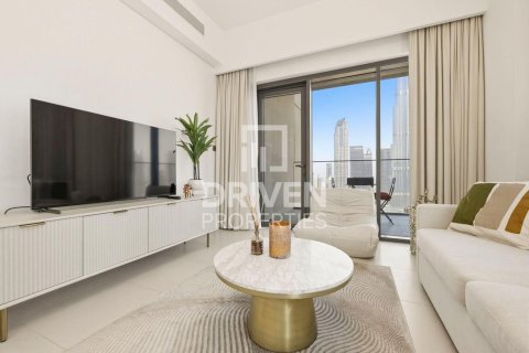 Квартира с 3 спальнями в Burj Royale, ОАЭ №192015 16