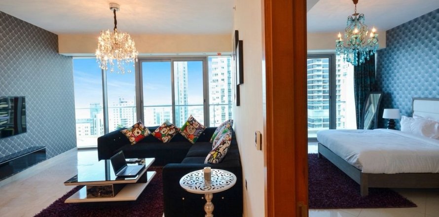 Apartment de 2 dormitorios en Dubai Marina, UAE No. 169952