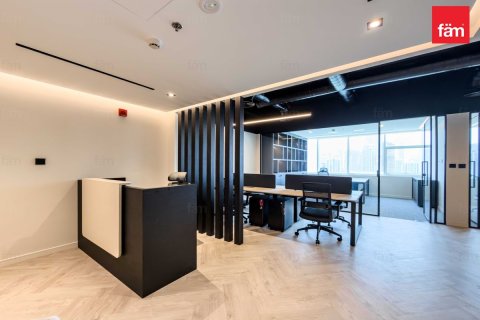101.2m² Office in Dubai, UAE No. 169957
