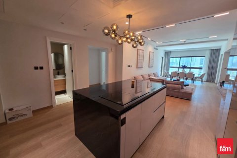 2 bedrooms Apartment in Palm Jumeirah, UAE No. 161858 11