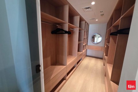 2 bedrooms Apartment in Palm Jumeirah, UAE No. 161858 4