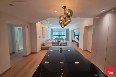 2 bedrooms Apartment in Palm Jumeirah, UAE No. 161858 9