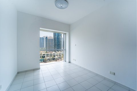 3 bedrooms Apartment in Dubai, UAE No. 199813 4