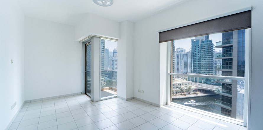 3 bedrooms Apartment in Dubai, UAE No. 199813