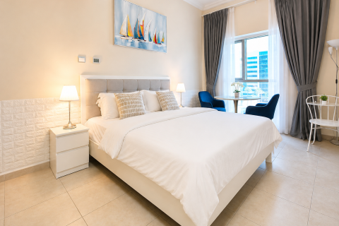 Studio Apartment in Dubai, UAE No. 199812