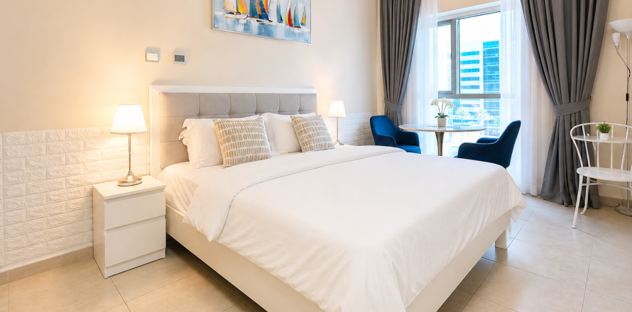 Studio Apartment in Dubai, UAE No. 199812