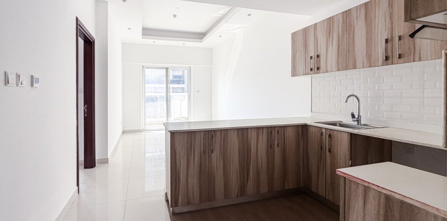 1 bedroom Apartment in Dubai Sports City, UAE No. 199809