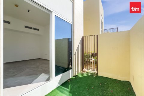 230m² Apartment in Dubai, UAE No. 165302 4
