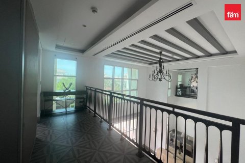 4 bedrooms Villa in Dubai, UAE No. 145231 9