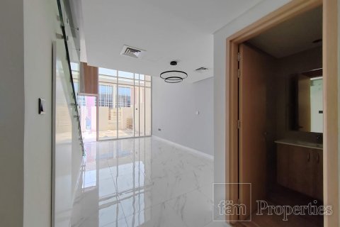 1 bedroom Townhouse in Dubai, UAE No. 145229 10
