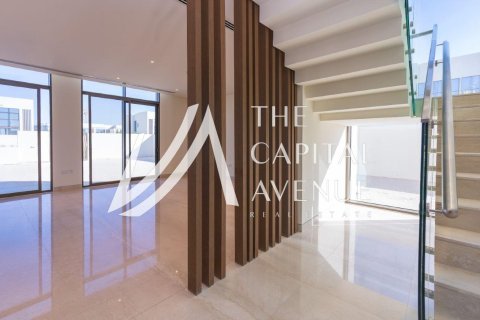 Villa de 4 chambres à Abu Dhabi, UAE No. 185596 9
