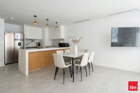 Квартира с 2 спальнями в Дубай, ОАЭ №141611 5