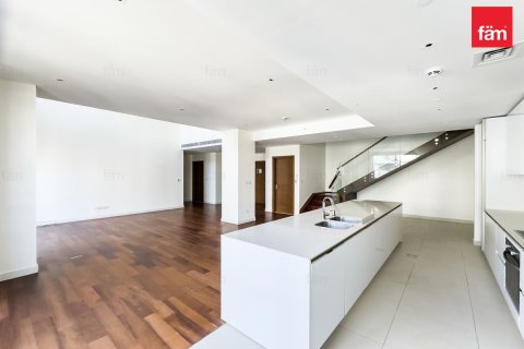 Квартира с 4 спальнями в Аль-Васл, ОАЭ №141609 7