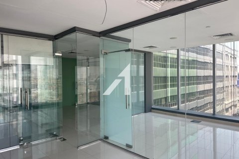 89m² Office in Al Barsha, UAE No. 145044 4