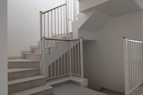 4 bedrooms Townhouse No. 118901 2