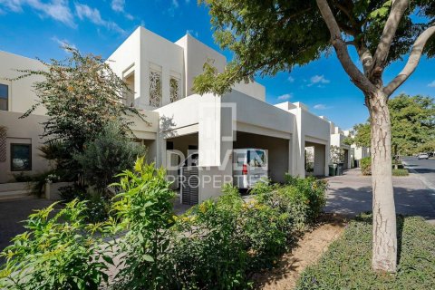 Villa de 3 dormitorios en Mira Oasis, UAE No. 138053 10