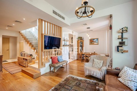 Villa de 3 dormitorios en Mira Oasis, UAE No. 138053 8