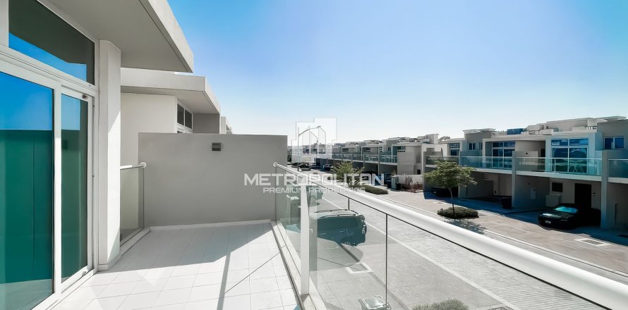 Townhouse de 3 dormitorios No. 129649