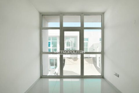 Townhouse de 3 dormitorios No. 129649 7