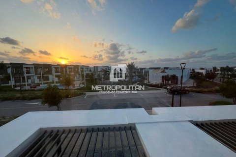 4 bedrooms Townhouse No. 129654 12