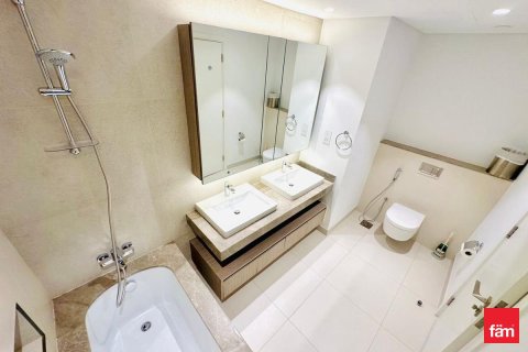 Квартира с 2 спальнями в Дубай, ОАЭ №161296 8