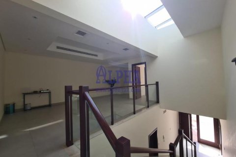 Таунхаус с 2 спальнями в Mina Al Arab, ОАЭ №164621 13