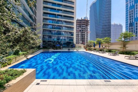 2 bedrooms Apartment in Business Bay, UAE No. 146359 10