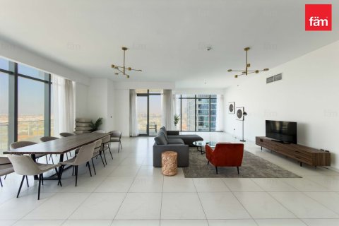 Квартира с 3 спальнями в Даунтаун Дубай (Даунтаун Бурдж Дубай), ОАЭ №146361