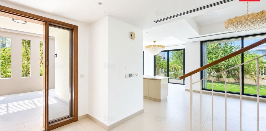 5 bedrooms Villa in Dubai Hills Estate, UAE No. 210882