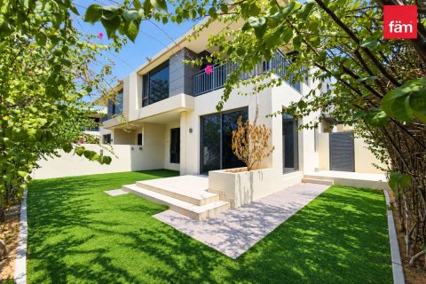 5 bedrooms Villa in Dubai Hills Estate, UAE No. 210882 3