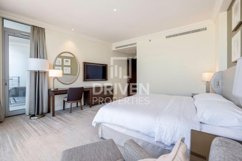 Квартира с 2 спальнями в The Address Residence Fountain Views, ОАЭ №84101 15