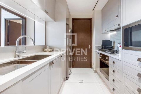 Квартира с 2 спальнями в The Address Residence Fountain Views, ОАЭ №84101 8