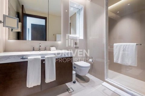 Квартира с 2 спальнями в The Address Residence Fountain Views, ОАЭ №84101 16