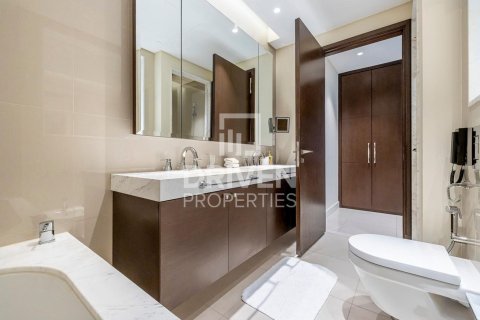 Квартира с 2 спальнями в The Address Residence Fountain Views, ОАЭ №84101 11
