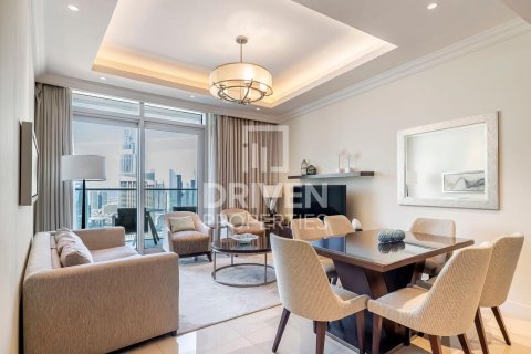 Квартира с 2 спальнями в The Address Residence Fountain Views, ОАЭ №84101 5