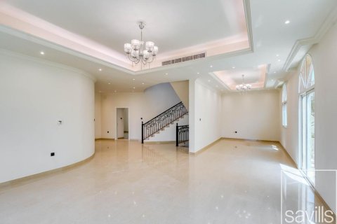 5 bedrooms Villa in Umm Suqeim, UAE No. 194645 9