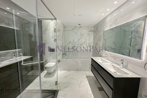 3 bedrooms Apartment in Doha, Qatar No. 60926 9