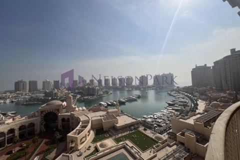 3 bedrooms Apartment in Doha, Qatar No. 60933 1