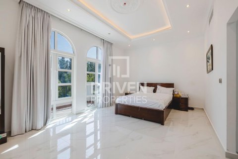 Villa de 5 dormitorios en Hacienda, UAE No. 188465 17