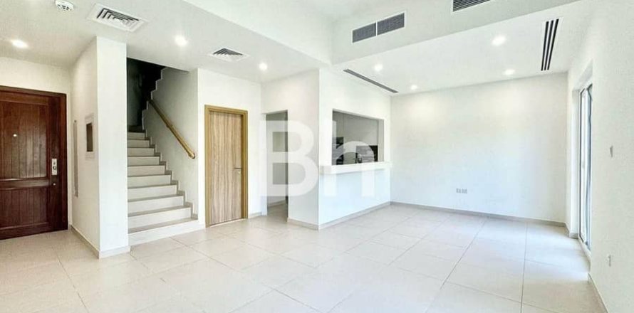 Townhouse de 3 dormitorios  No. 114199
