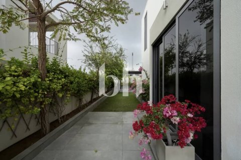 Villa de 4 dormitorios  No. 114202 6